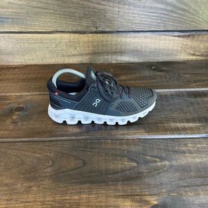 On Cloudswift Black & White Sneakers Running Shoes Women Size 7.5 EUC